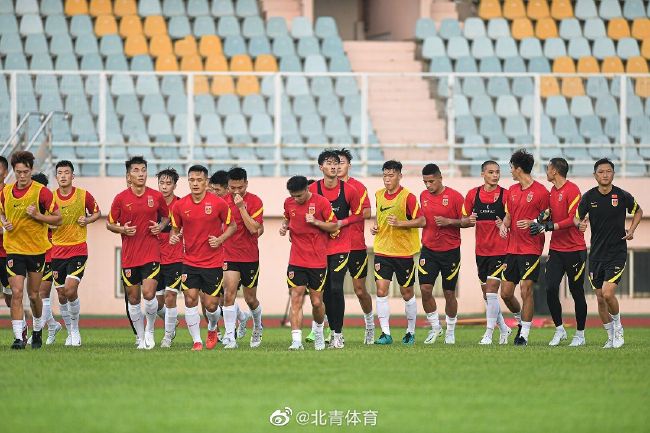 想要从那不勒斯带走奥斯梅恩会非常棘手，而布伦特福德也不愿让伊万-托尼在赛季中期离队。